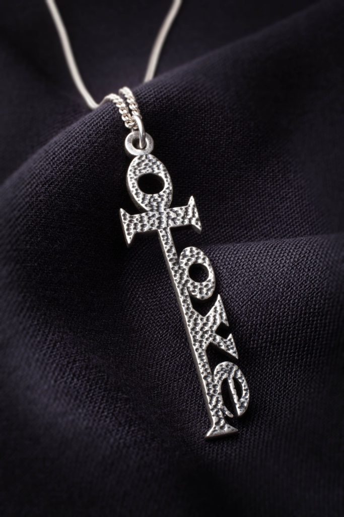 imgi_13_Love-Necklace-Vert_8993-scaled